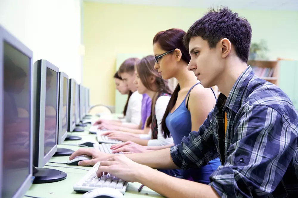 internet cafe